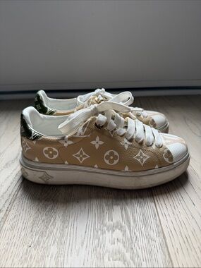 Louis Vuitton Beige & White Monogram Low-Top Sneakers